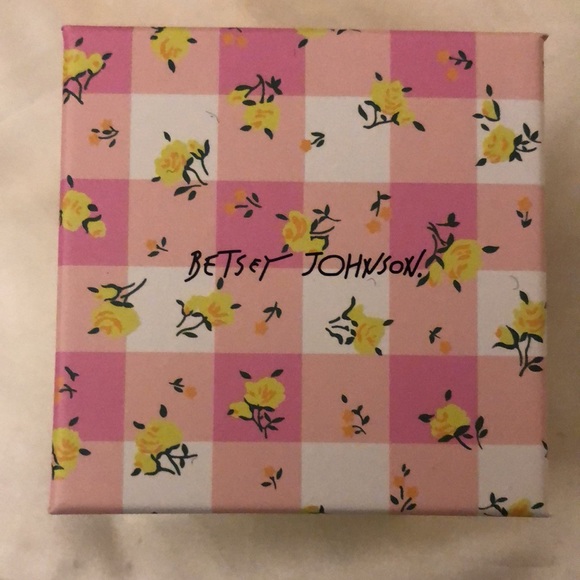 Betsey Johnson Gold Tone Yellow Resin Tulip Drop Earrings NIB - Picture 8 of 10